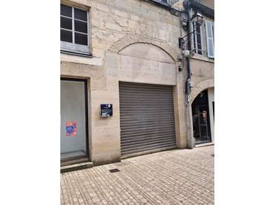Location Locaux commerciaux - Boutiques à Nevers