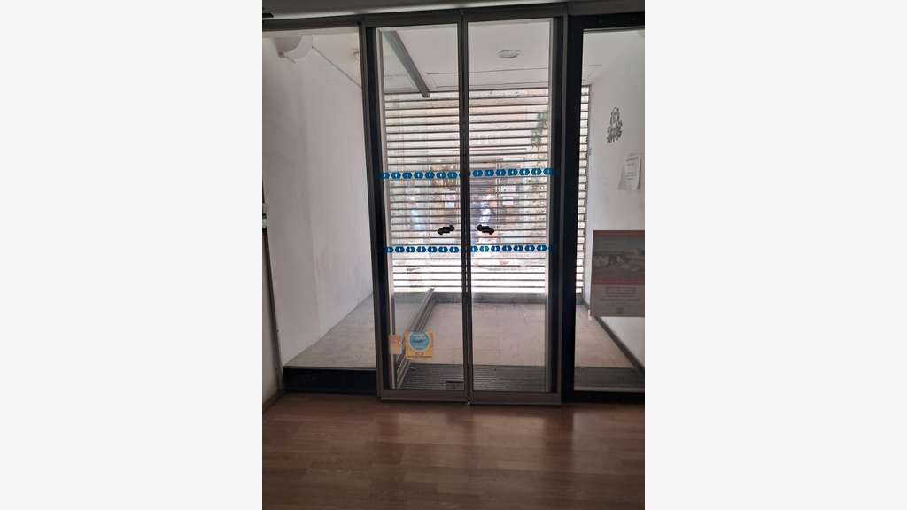 A louer murs commerciaux 206m² à Nevers centre
