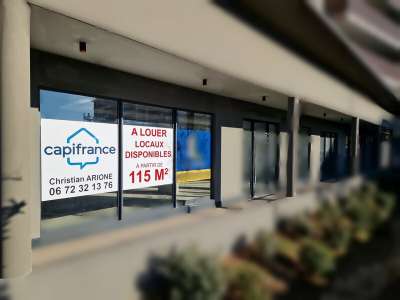 A louer, local commercial, 125m² Nice St Isidore