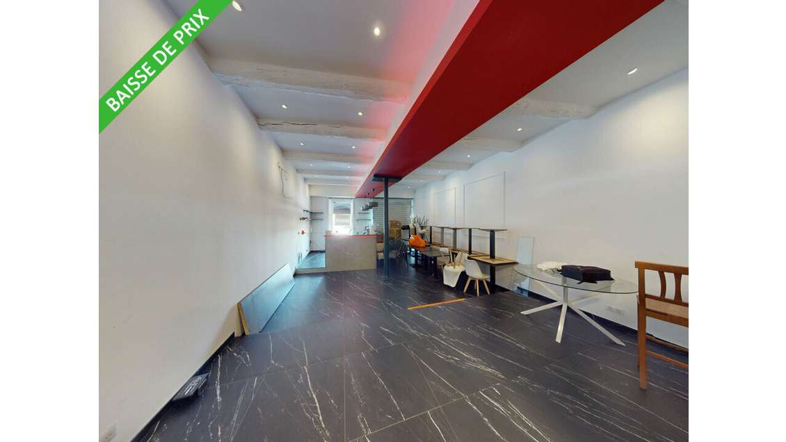 Local commercial 140m² à louer quai lunel à Nice