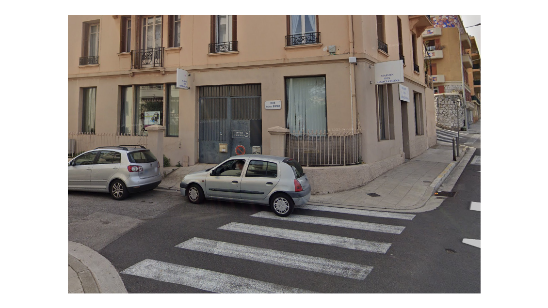 Local à louer 221m² à Nice Ernest Lairolle