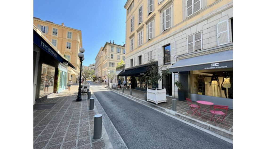 Location joli magasin 48m² à Nice Rue Longchamp