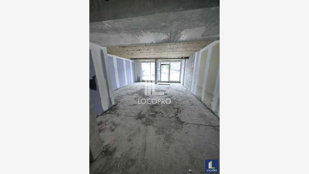 A louer local commercial 49m² à Nice