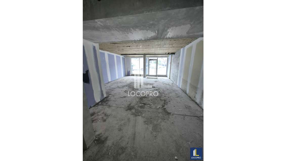 A louer local commercial 49m² à Nice