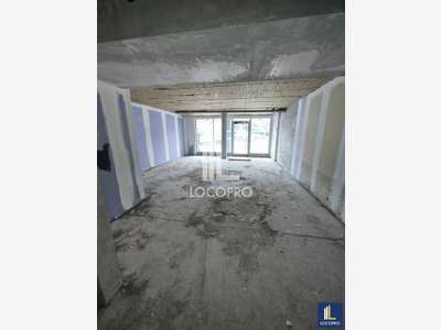 A louer local commercial 49m² à Nice