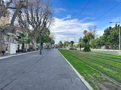 Location Locaux commerciaux - Boutiques à Nice