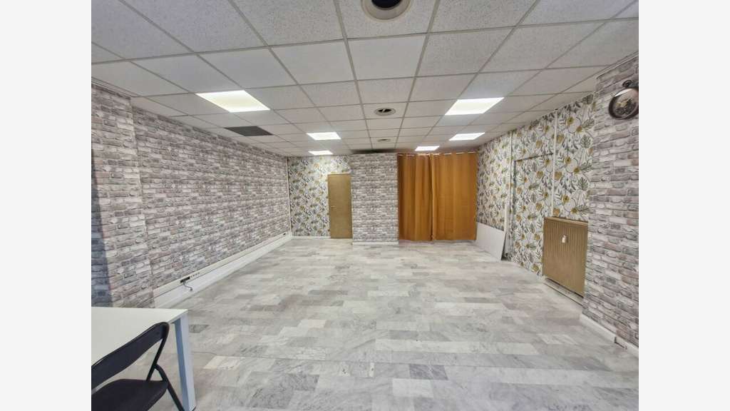 Location local commercial 45m² à Nice Californie