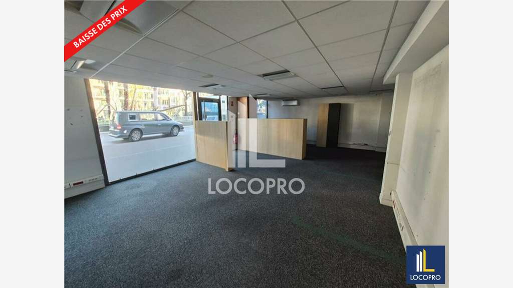 Loue local commercial de 60m² à Nice Magnan