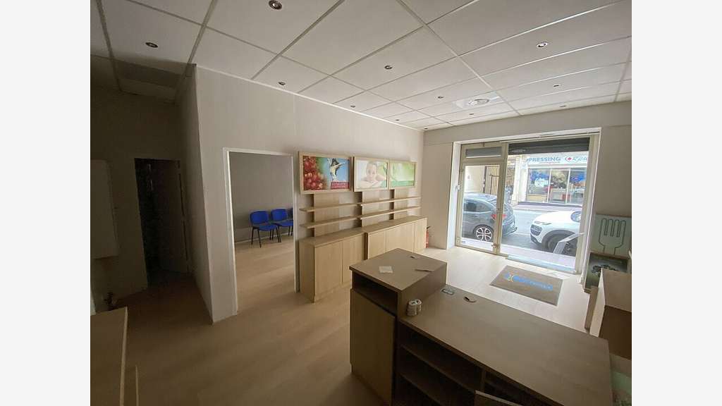 Location local 39m² Nice boulevard Auguste Raynaud