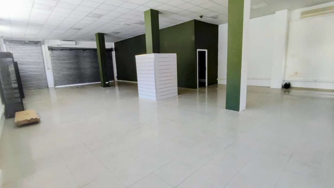 A LOUER LOCAL COMMERCIAL 191 M² - NICE OUEST - MAD