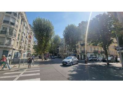 Location Locaux commerciaux - Boutiques à Nice