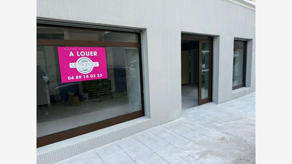Location pure local commercial 100m² Nice Riquier