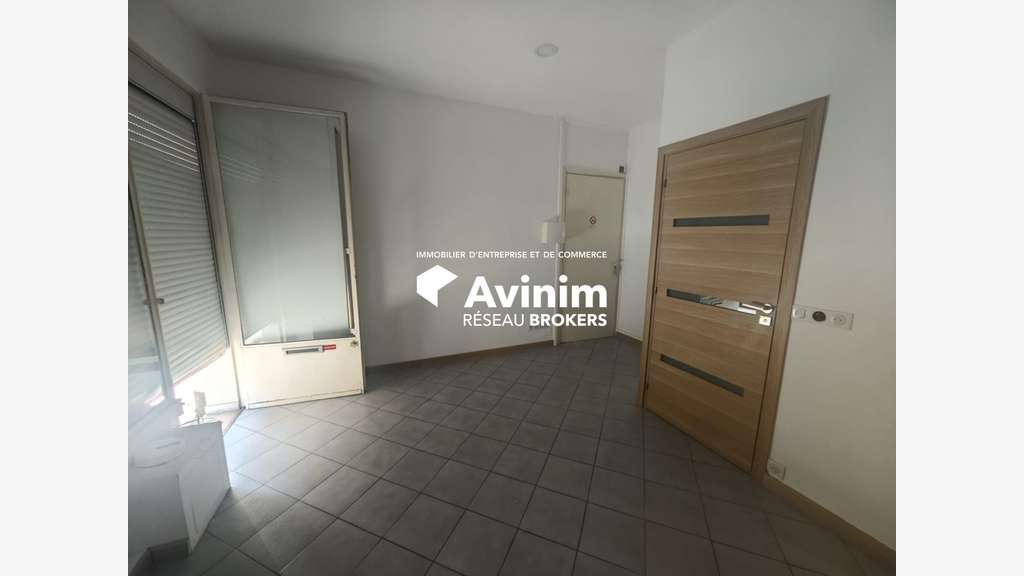Location pure local 17m² Nice Musiciens / Rossini