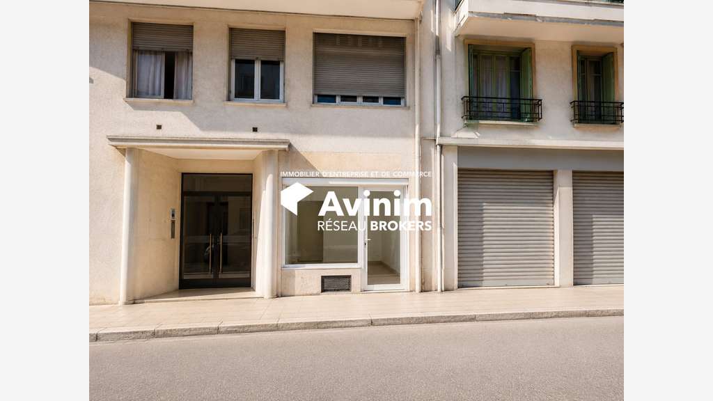 Location pure local 17m² Nice Musiciens / Rossini
