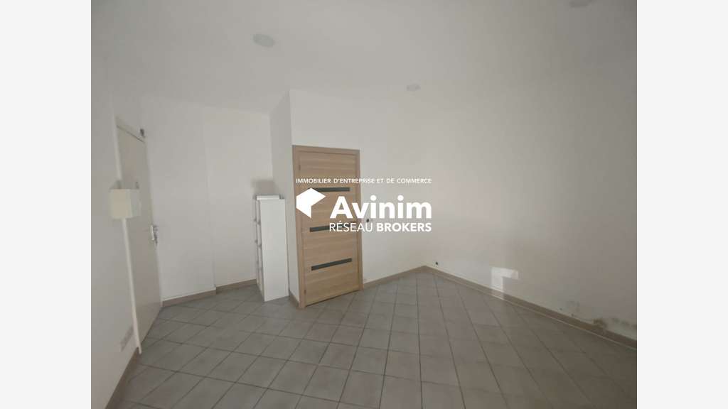 Location pure local 17m² Nice Musiciens / Rossini