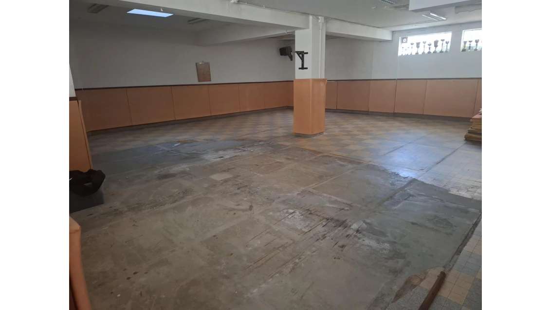 A LOUER SALLE POLYVALENTE 150M² CENTRE NICE