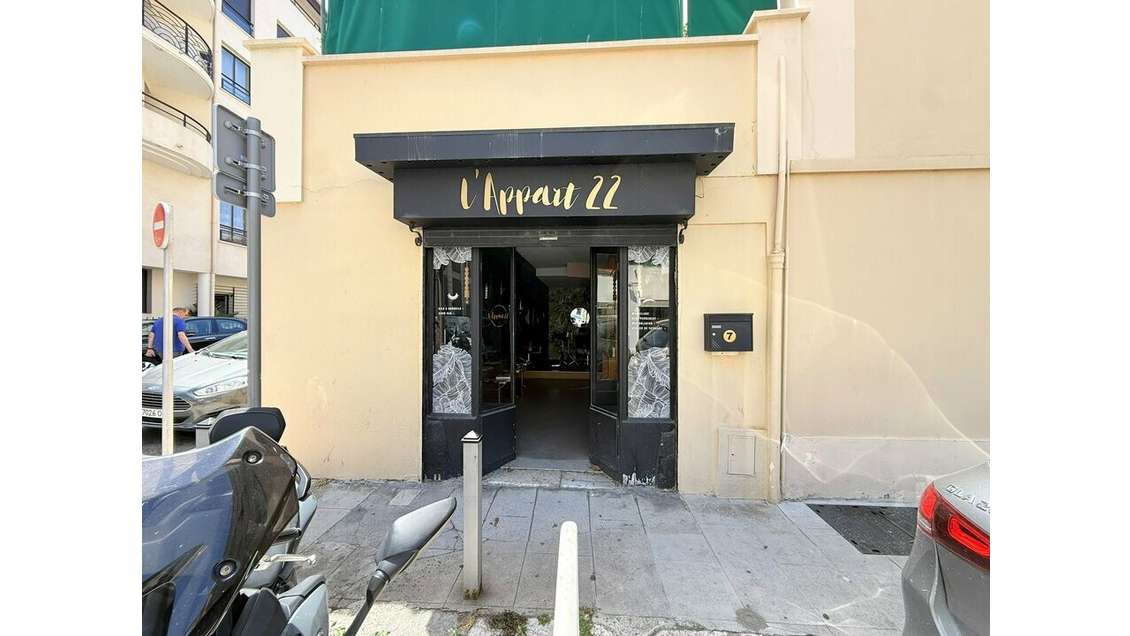 NICE - LOCAL COMMERCIAL à louer