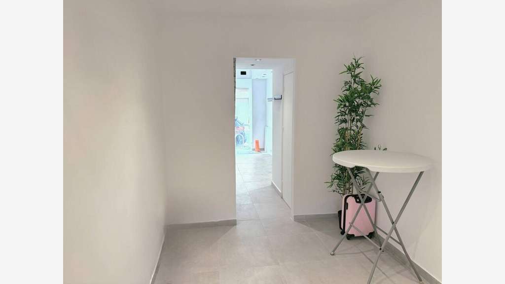 LOCATION PURE - 30 M2 LE PORT / RIQUIER