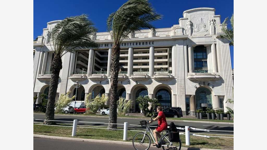 LOCATION PURE PROCHE PROMENADE DES ANGLAIS