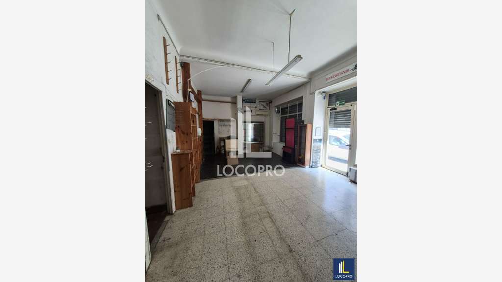 Loue local de 80m² à Nice prox rue Barla