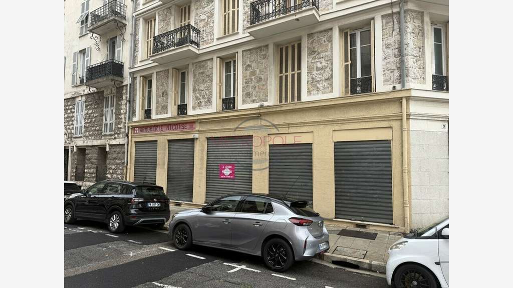 NICE - LOCAL COMMERCIAL à louer