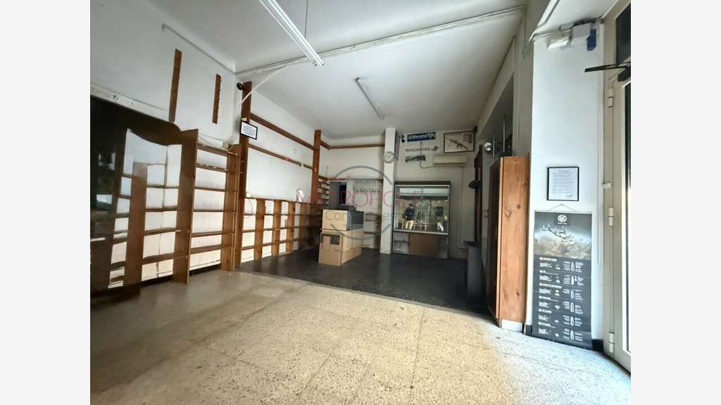 NICE - LOCAL COMMERCIAL à louer