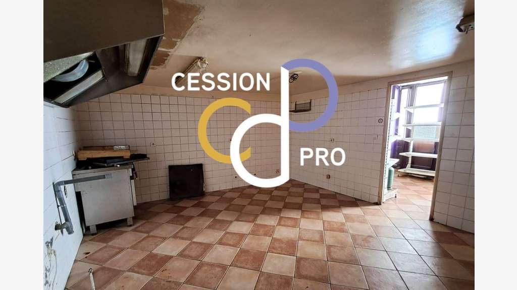 Local restau avec extraction et terrasse à Nîmes