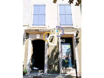 Location Locaux commerciaux - Boutiques à Nîmes