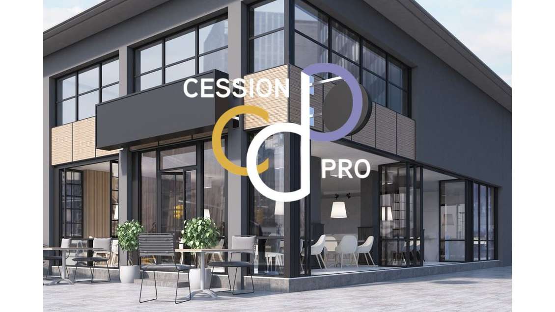 Location local d’angle 263m² à Nîmes centre