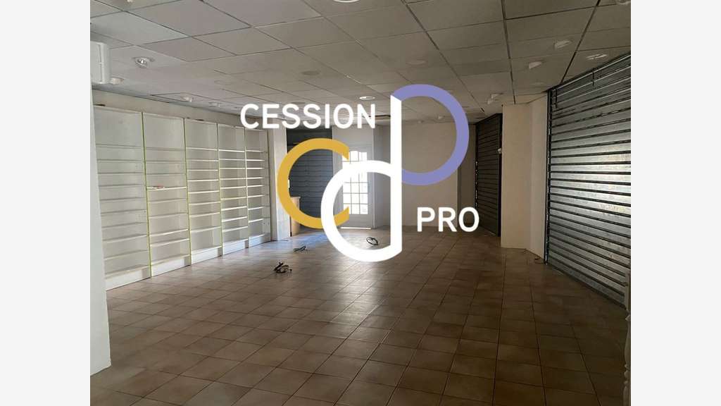 Local commercial 120m² à louer au centre de Nîmes
