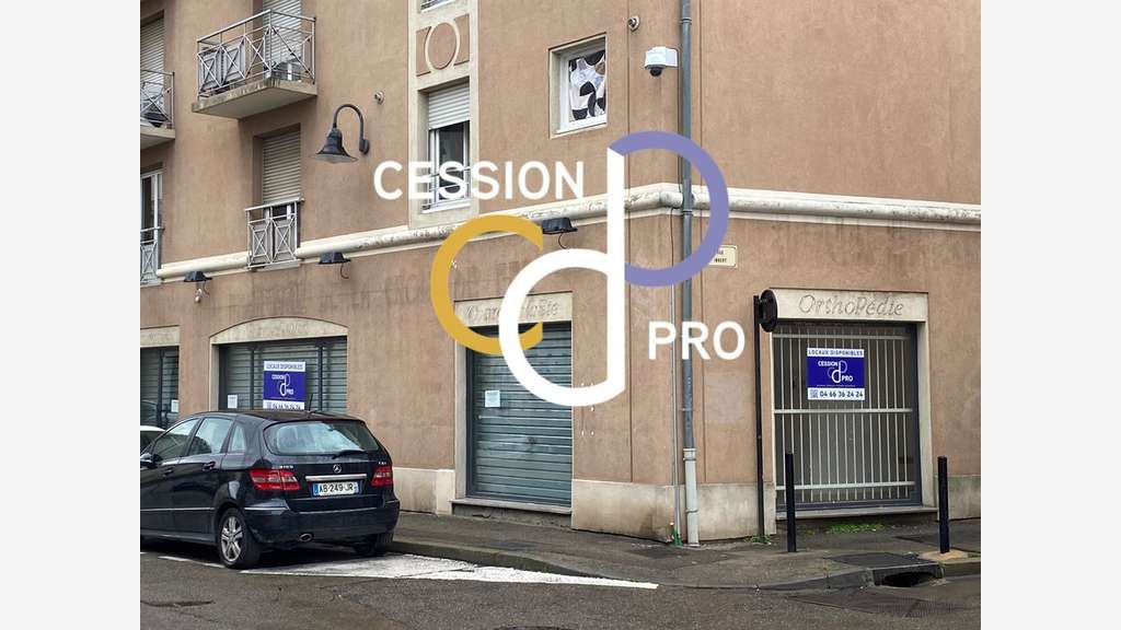 Local commercial 120m² à louer au centre de Nîmes
