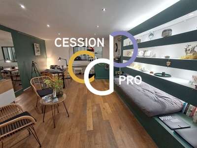 Location Locaux commerciaux - Boutiques à Nîmes