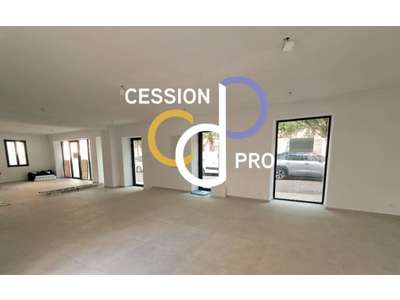 Location Locaux commerciaux - Boutiques à Nîmes