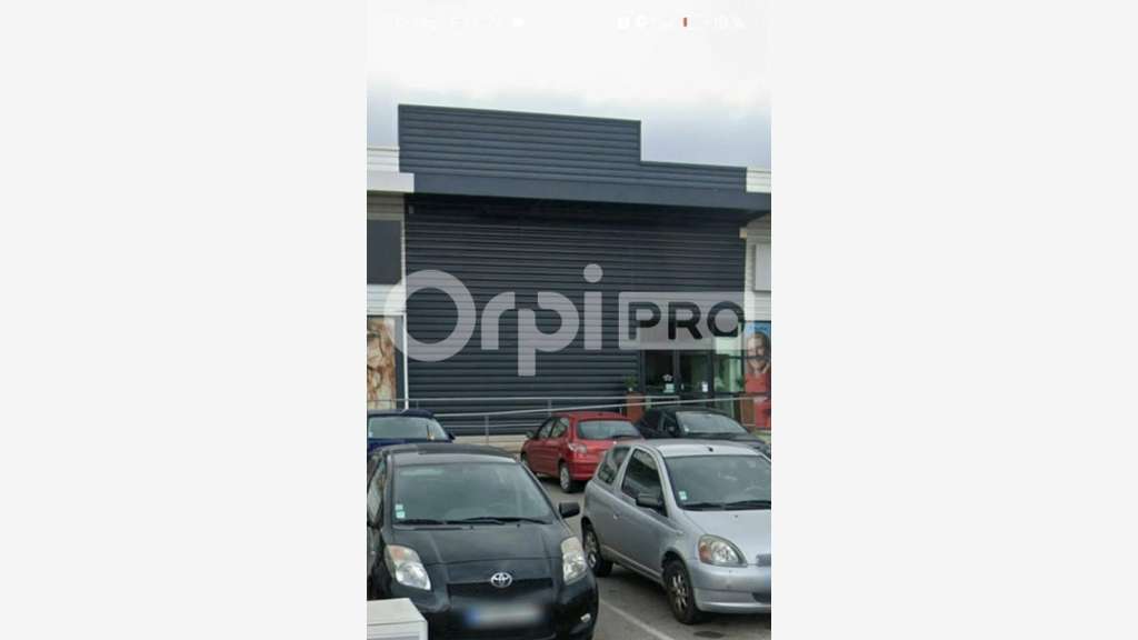 Loue local commercial 310m² en retail park Nîmes