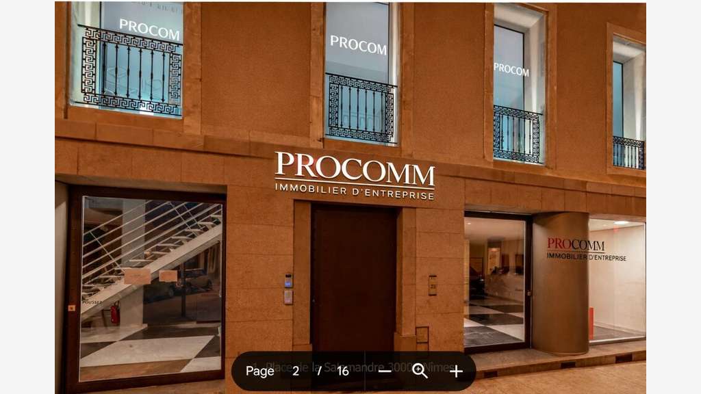 Local commercial de 744m² à louer à Nîmes centre