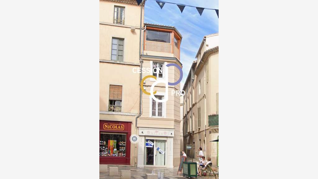 A louer local de grand standing 120m² à Nîmes