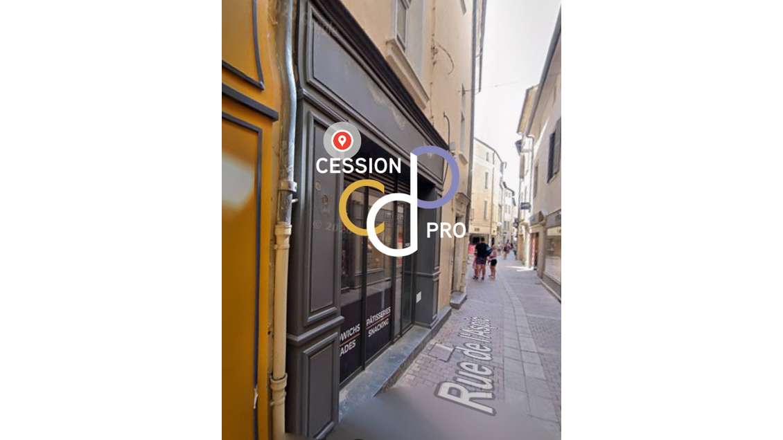 A LOUER, LOCAL COMMERCIAL RUE DE L'ASPIC A NIMES,