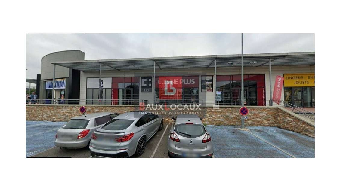 LOCAL COMMERCIAL EN RETAIL PARK