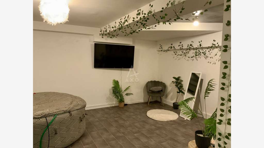 À louer local commercial atypique 43m² à Nîmes