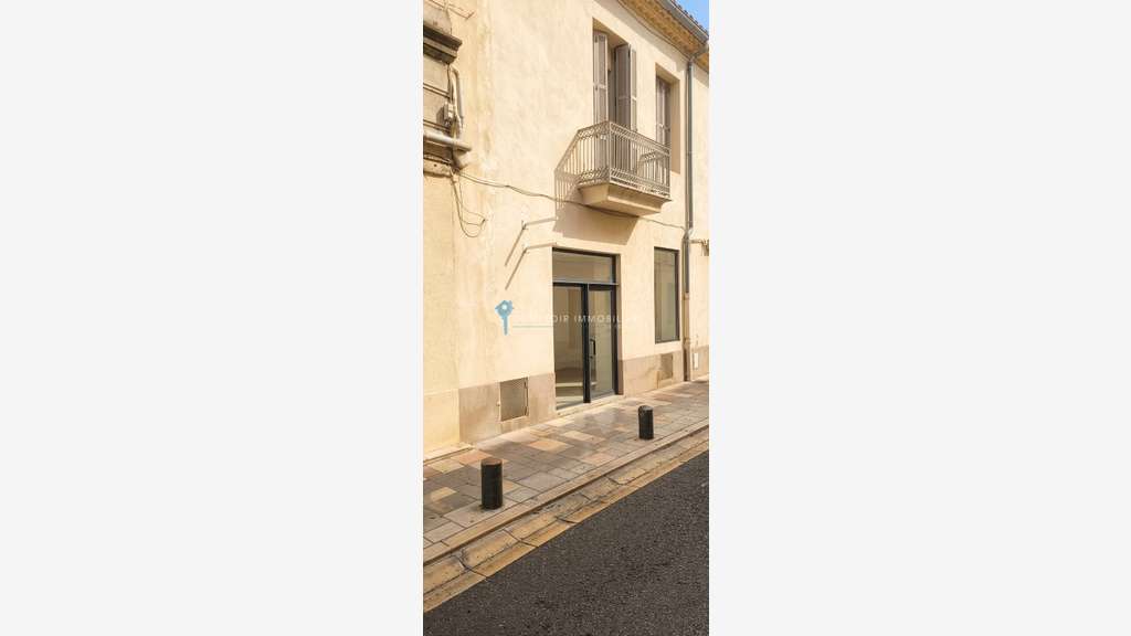 Loue local commercial 43m² très bien situé à Nîmes