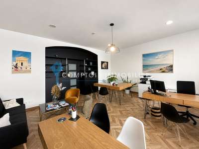 Location Locaux commerciaux - Boutiques à Nîmes