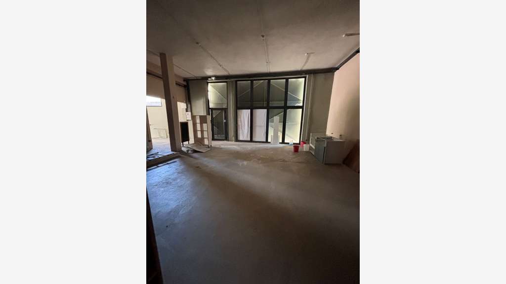 Local commercial 276.00m2 - avenue georges