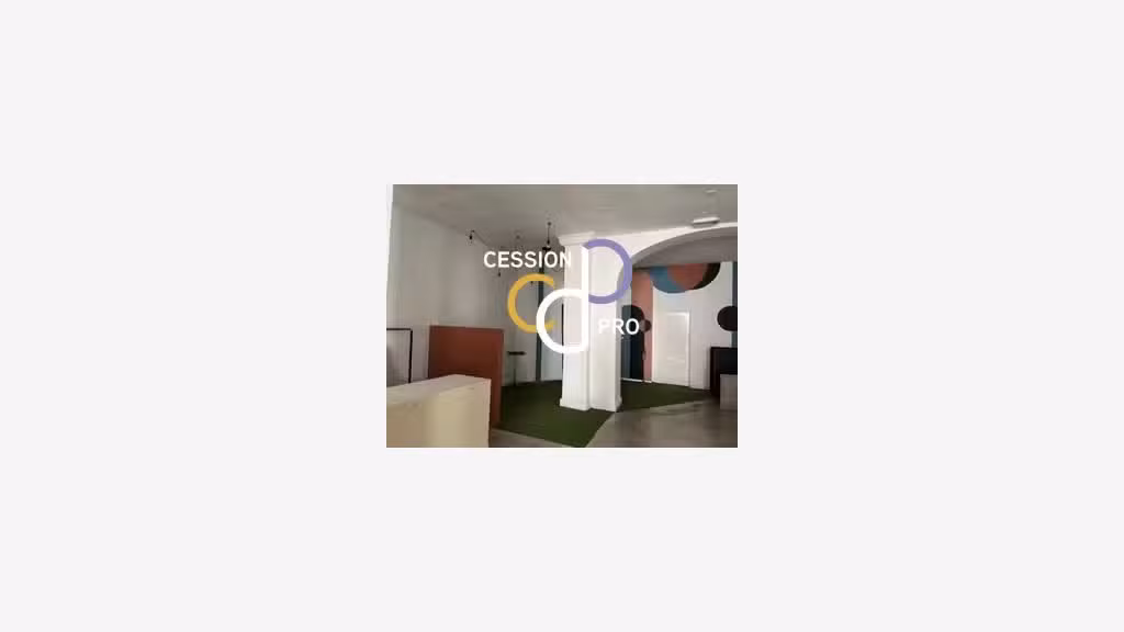 Local commercial 98m² à louer rue piètonne Nîmes