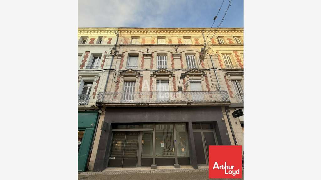 EMPLACEMENT N°1 AU CUR DU CENTRE-VILLE