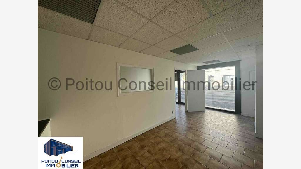 Location local commercial 56m² centre ville Niort