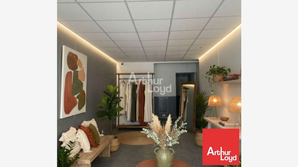 A louer 50m² pour bureaux ou commerce à Niort