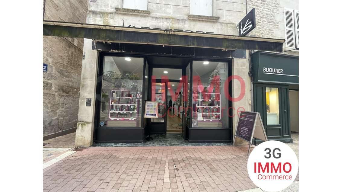 A louer local commercial 81m² à Niort centre