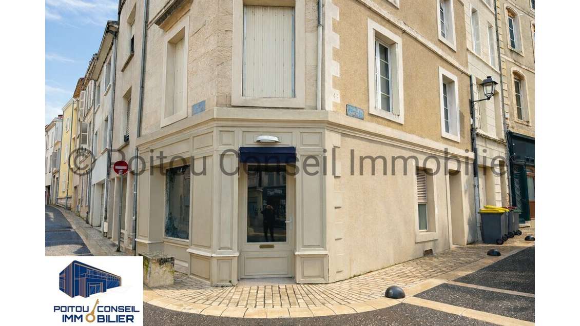 Local commercial 43m² à louer à Niort