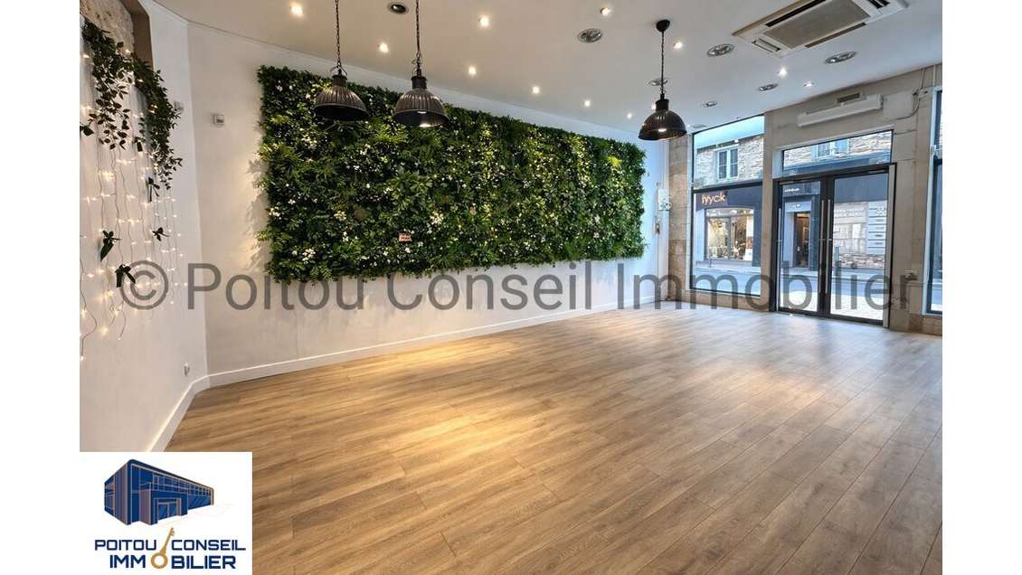 Cellule commerciale à louer hyper centre de Niort