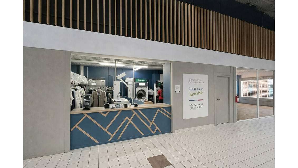 Loue local commercial 46m² à Niort route d'Aiffres